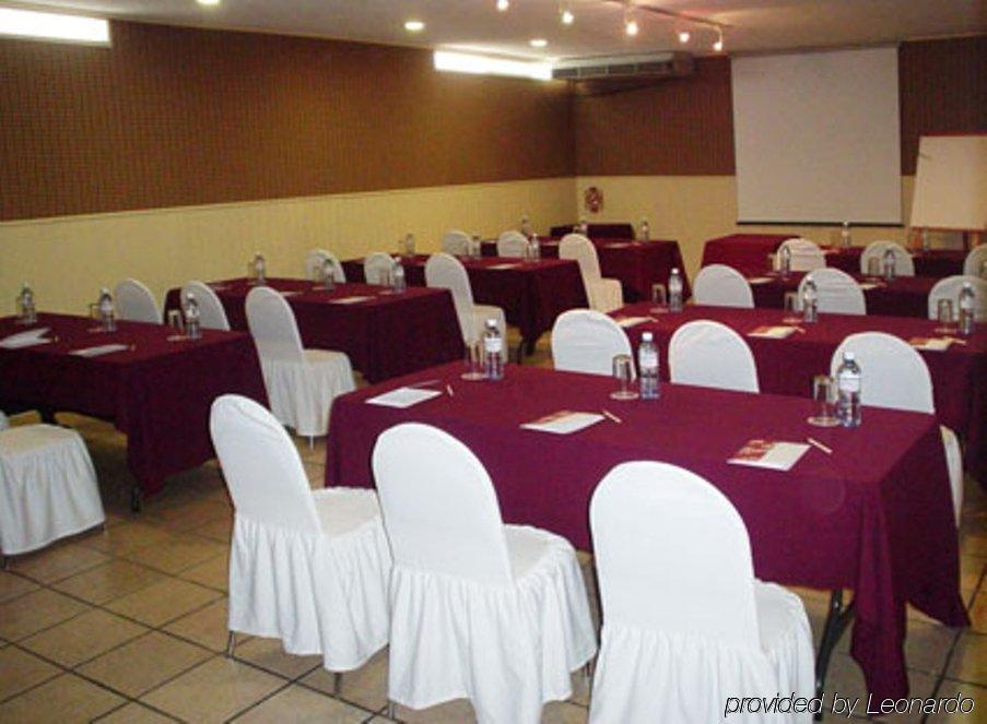 Real De Minas Poliforum Leon Facilities photo
