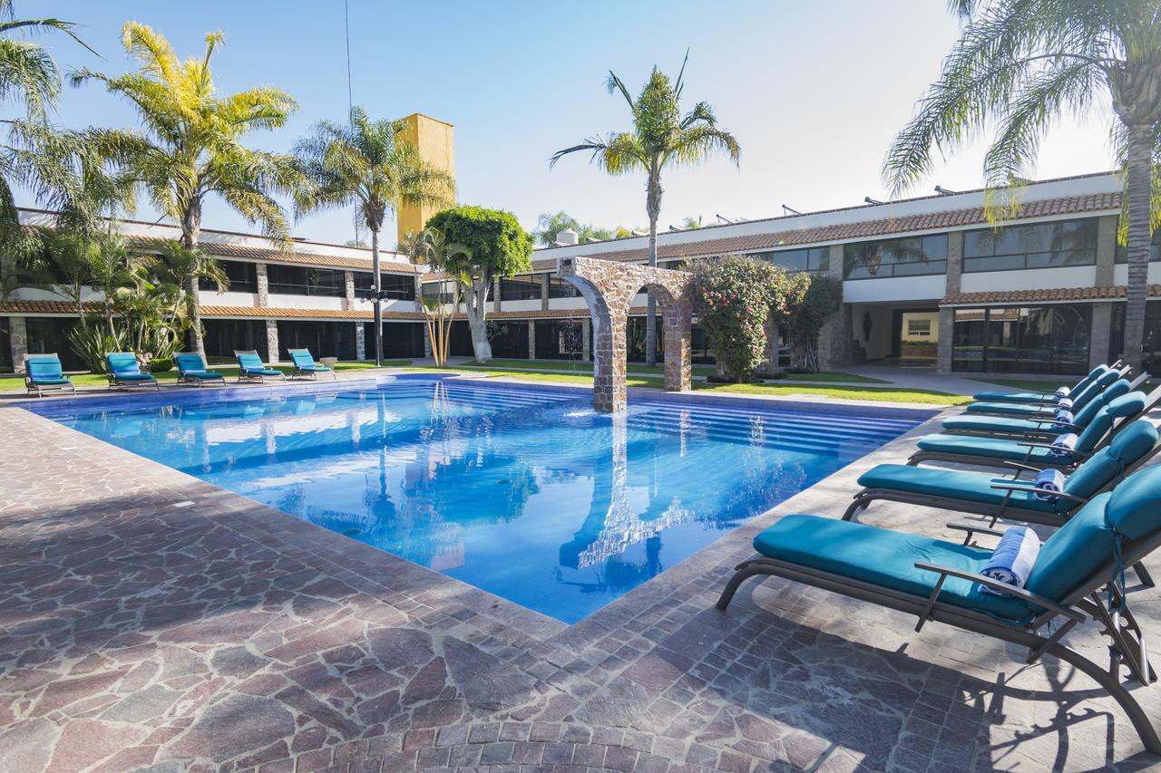 Real De Minas Poliforum Leon Exterior photo